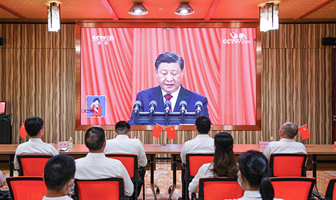 “勠力同心，，，，， 勇毅前行”  <br>全体党员集中收看二十大开幕盛况